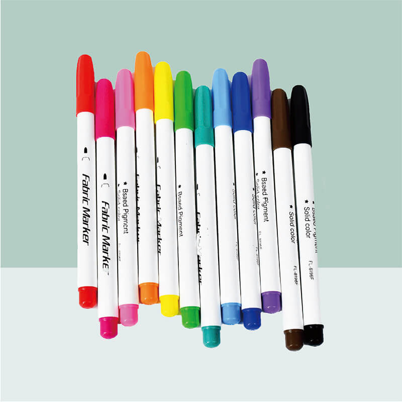 Wholesale permanent textile fabric paint markers model 8196F with integrated plastic body